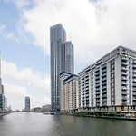 Londwell, Canary Wharf City Escape