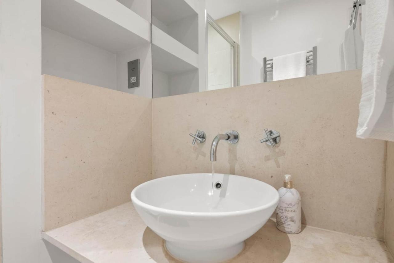 Londwell, Canary Wharf Escape Apartment *