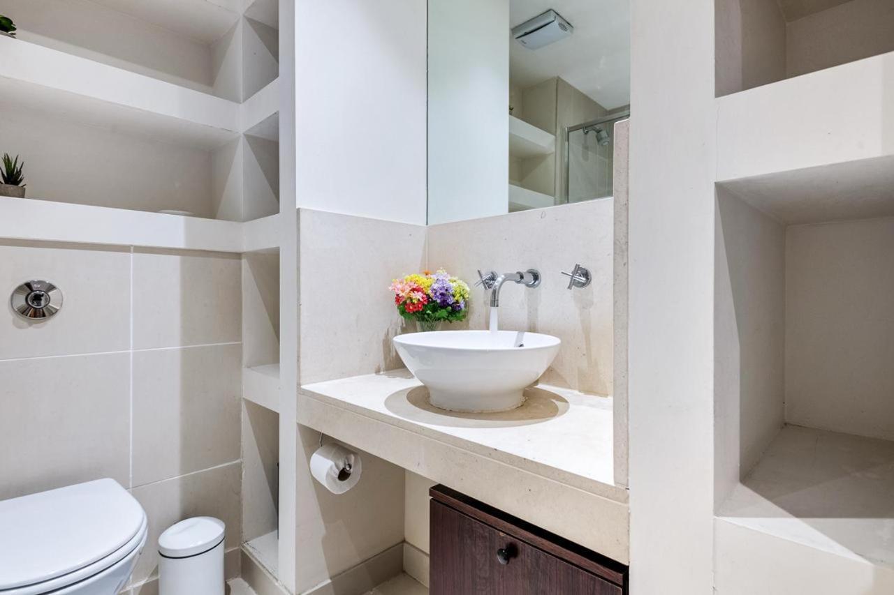 Londwell, Canary Wharf Escape Apartment